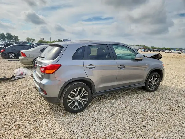 JA4AP3AUXKU034634 — 2019 Mitsubishi Outlander, фото 3 с аукциона Copart, Передняя часть