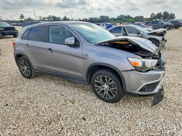 JA4AP3AUXKU034634 — 2019 Mitsubishi Outlander, фото 4 с аукциона Copart, Передняя часть