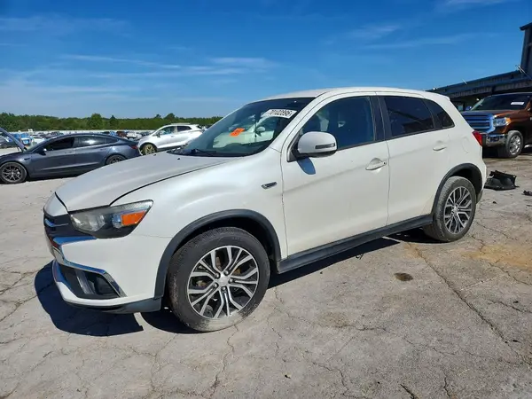 JA4AP4AU3KU013663 — 2019 Mitsubishi Outlander, Задняя часть (Rear End), фото до ремонта