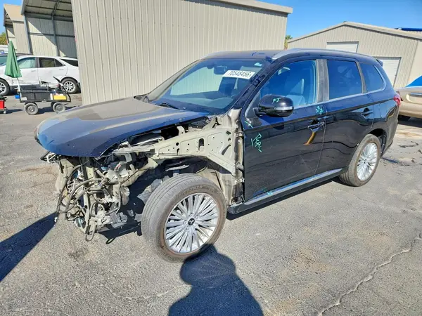 JA4J24A59KZ038528 — 2019 Mitsubishi Outlander, Передняя часть (Front End), фото до ремонта