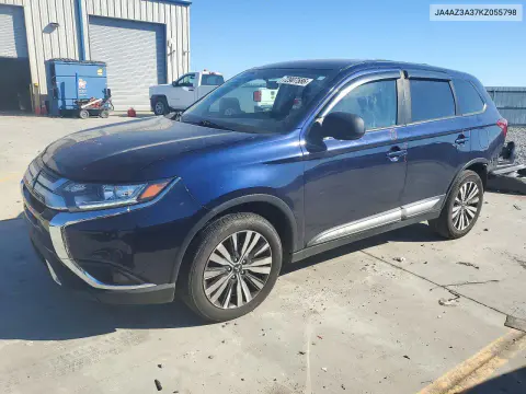 JA4AZ3A37KZ055798 — 2019 Mitsubishi Outlander, Задняя часть, фото до ремонта