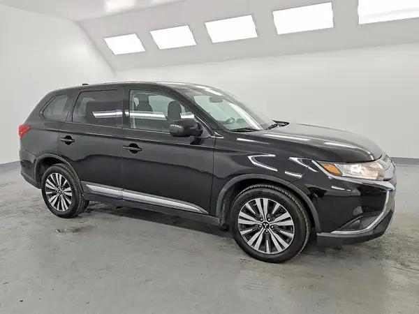 JA4AZ3A37KJ000511 — 2019 Mitsubishi Outlander, фото 4 с аукциона Copart 06.10.2026, Естественный износ