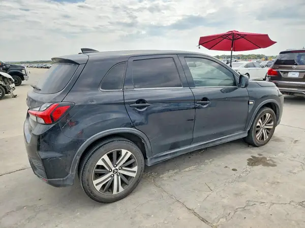 JA4AP3AU6LU027665 — 2020 Mitsubishi Outlander, фото 3 с аукциона Copart 12.10.2026, Передняя часть
