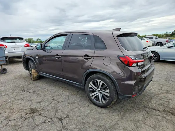 JA4AP3AU6LU012700 — 2020 Mitsubishi Outlander, фото 2 с аукциона Copart, Передняя часть
