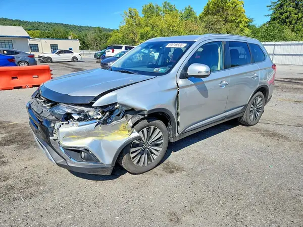 JA4AZ3A39LZ027065 — 2020 Mitsubishi Outlander, Передняя часть (Front End), фото до ремонта
