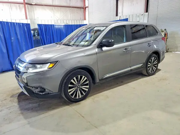 JA4AD2A36LZ044835 — 2020 Mitsubishi Outlander, Мелкие вмятины и царапины (Minor Dent/Scratches), фото до ремонта