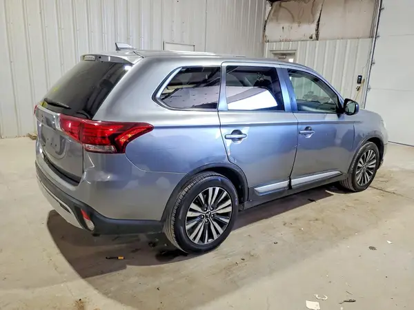 JA4AD2A36LZ044835 — 2020 Mitsubishi Outlander, фото 3 с аукциона Copart 08.10.2026, Мелкие вмятины и царапины
