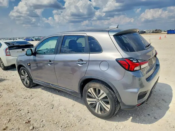 JA4AP3AU9LU005398 — 2020 Mitsubishi Outlander, фото 2 с аукциона Copart, Передняя часть