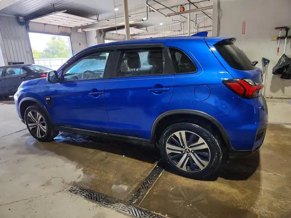 JA4AP3AU4LU017278 — 2020 Mitsubishi Outlander, фото 2 с аукциона Copart, Боковая часть