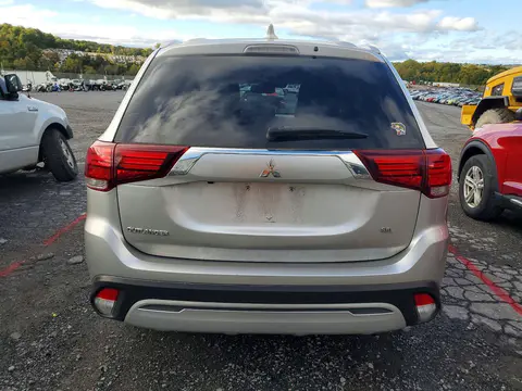 2020 Mitsubishi Outlander VIN JA4AZ3A38LZ031723 фото 6