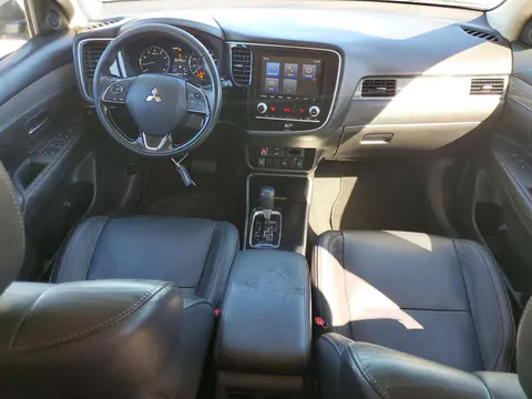 2020 Mitsubishi Outlander Se VIN JA4AZ3A30LZ031120 фото 8
