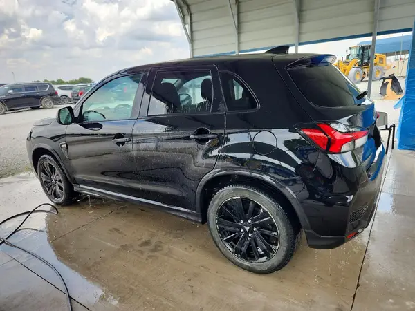 JA4APUAUXMU011637 — 2021 Mitsubishi Outlander, фото 2 с аукциона Copart 01.10.2026, Передняя часть