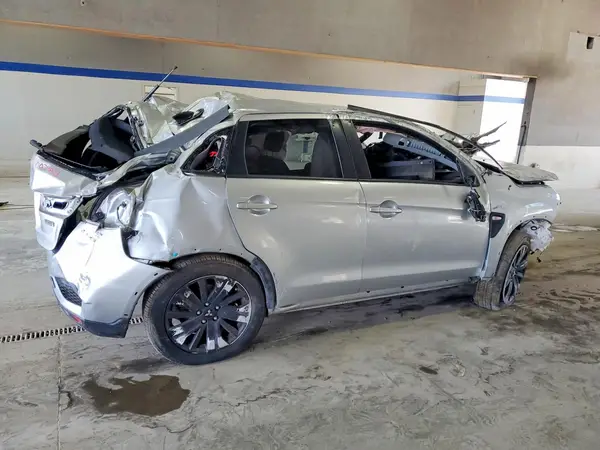 JA4APUAUXNU020629 — 2022 Mitsubishi Outlander, фото 3 с аукциона Copart 02.10.2026, Повреждения со всех сторон