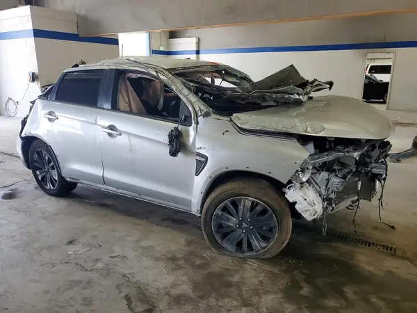 JA4APUAUXNU020629 — 2022 Mitsubishi Outlander, фото 4 с аукциона Copart 02.10.2026, Повреждения со всех сторон
