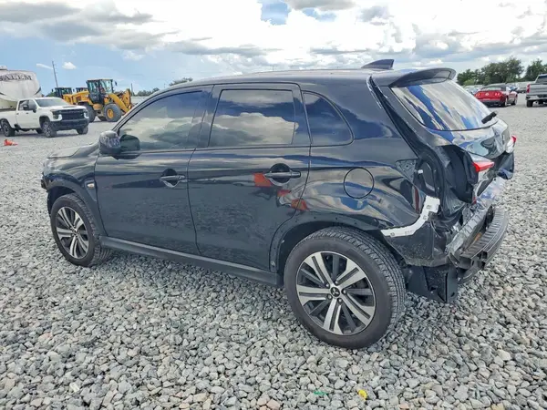 JA4ARUAU2NU012485 — 2022 Mitsubishi Outlander, фото 2 с аукциона Copart, Передняя часть