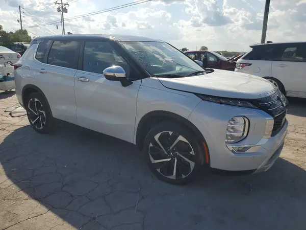 JA4J4UA8XNZ064886 — 2022 Mitsubishi Outlander, фото 4 с аукциона Copart 15.10.2026, Естественный износ