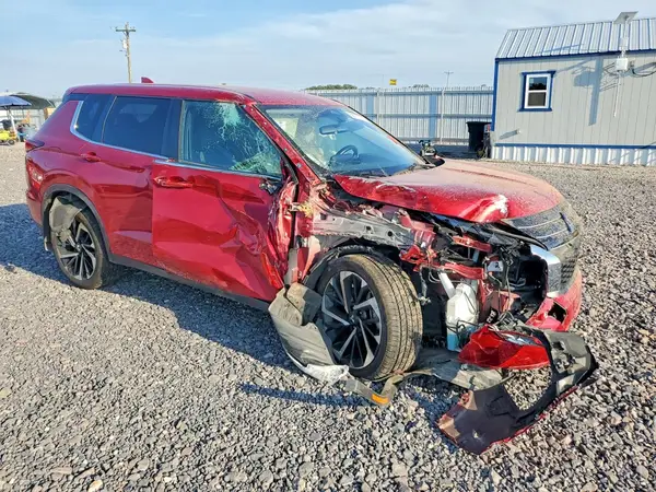 JA4J4UA81NZ031758 — 2022 Mitsubishi Outlander, фото 4 с аукциона Copart, Передняя часть
