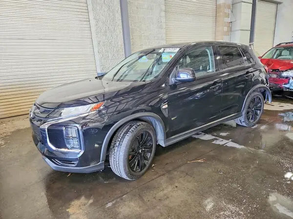 JA4ARUAU1NU015426 — 2022 Mitsubishi Outlander, Задняя часть (Rear End), фото до ремонта