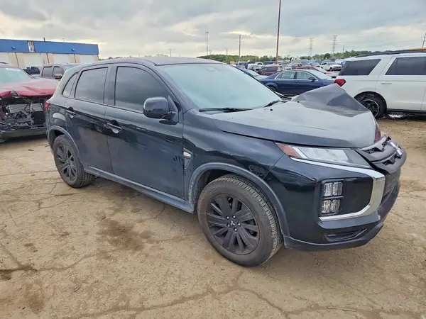 JA4APUAU9NU015549 — 2022 Mitsubishi Outlander, фото 4 с аукциона Copart, Боковая часть