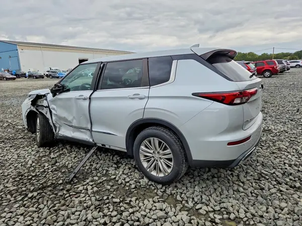 JA4J4TA83NZ048345 — 2022 Mitsubishi Outlander, фото 2 с аукциона Copart, Боковая часть