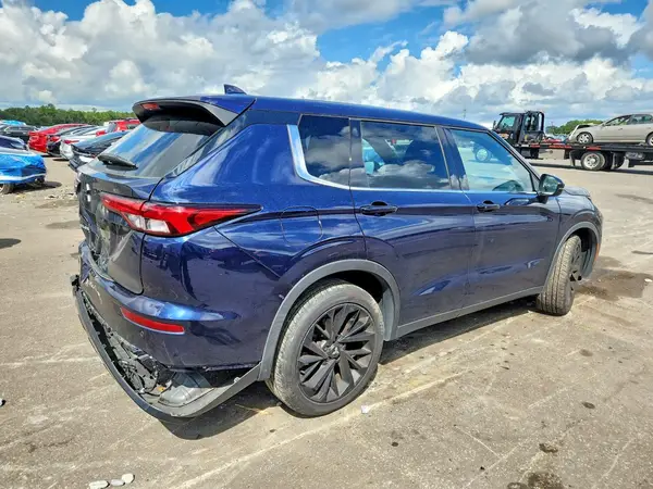 JA4J4UA88NZ077247 — 2022 Mitsubishi Outlander, фото 3 с аукциона Copart 14.10.2026, Задняя часть