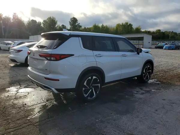 JA4J3UA80NZ015232 — 2022 Mitsubishi Outlander, фото 3 с аукциона Copart, Передняя часть