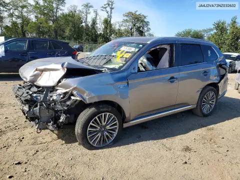 JA4J2VA72NZ032632 — 2022 Mitsubishi Outlander, Передняя часть, фото до ремонта