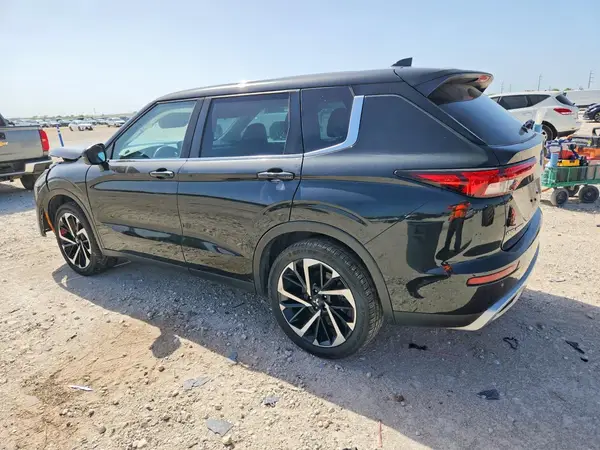 JA4J3UA89PZ038382 — 2023 Mitsubishi Outlander, фото 2 с аукциона Copart, Передняя часть