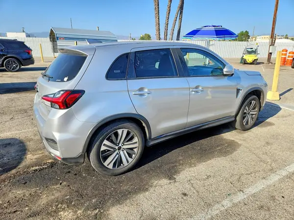 JA4ARUAUXPU015668 — 2023 Mitsubishi Outlander, фото 3 с аукциона Copart, Ходовая часть