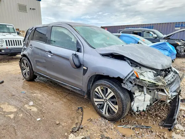 JA4ARUAU5PU003606 — 2023 Mitsubishi Outlander, фото 4 с аукциона Copart 04.10.2026, Опрокидывание