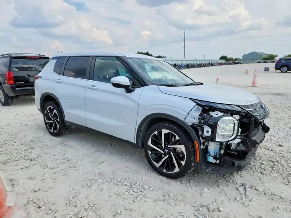 JA4J3UA81PZ047948 — 2023 Mitsubishi Outlander, фото 4 с аукциона Copart, Передняя часть