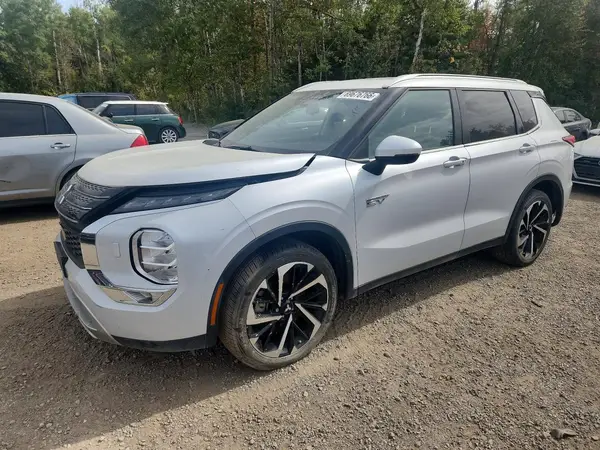 JA4T5UA92PZ621100 Mitsubishi Outlander 2023 — повреждение Задняя часть, фото до ремонта
