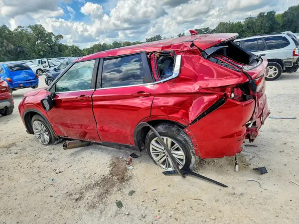 JA4J3TA8XPZ057825 — 2023 Mitsubishi Outlander, фото 2 с аукциона Copart, Опрокидывание