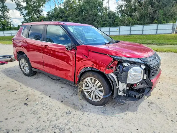 JA4J3TA8XPZ057825 — 2023 Mitsubishi Outlander, фото 4 с аукциона Copart, Опрокидывание