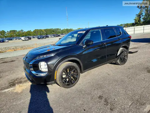 JA4J3VA85PZ017535 — 2023 Mitsubishi Outlander, Задняя часть, фото до ремонта