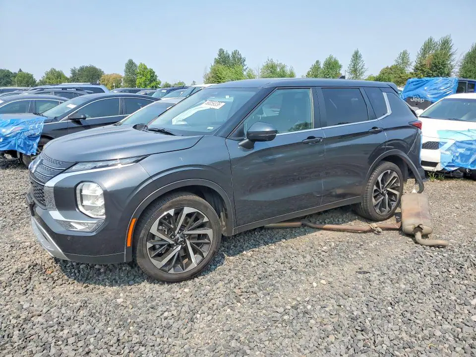 JA4J3VA83RZ074514 Mitsubishi Outlander 2024 — повреждение Задняя часть, фото до ремонта