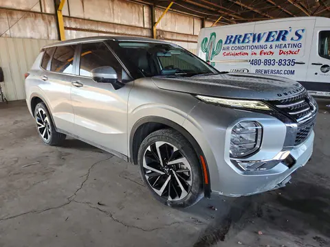2024 Mitsubishi Outlander VIN JA4J3VA8XRZ015556 фото 4