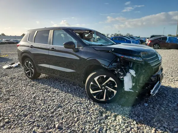 JA4J3VA81RZ036909 — 2024 Mitsubishi Outlander, фото 4 с аукциона Copart, Передняя часть