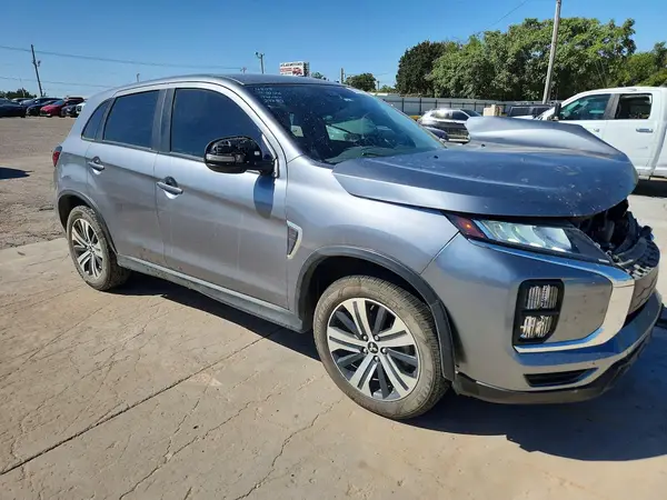 JA4ARUAU5RU010932 — 2024 Mitsubishi Outlander, фото 4 с аукциона Copart, Передняя часть