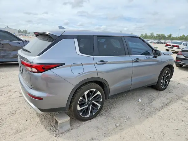 JA4J3VA88RZ041797 — 2024 Mitsubishi Outlander, фото 3 с аукциона Copart, Передняя часть