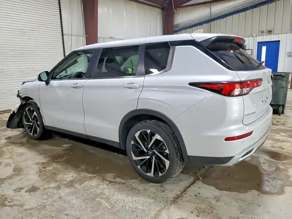 JA4J4VA84RZ048517 — 2024 Mitsubishi Outlander, фото 2 с аукциона Copart, Боковая часть