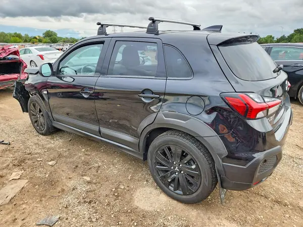 JA4ARUAU0RU005184 — 2024 Mitsubishi Outlander, фото 2 с аукциона Copart, Передняя часть
