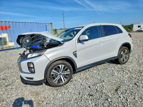 JA4ARUAU1SU013087 — 2025 Mitsubishi Outlander, Передняя часть (Front End), фото до ремонта