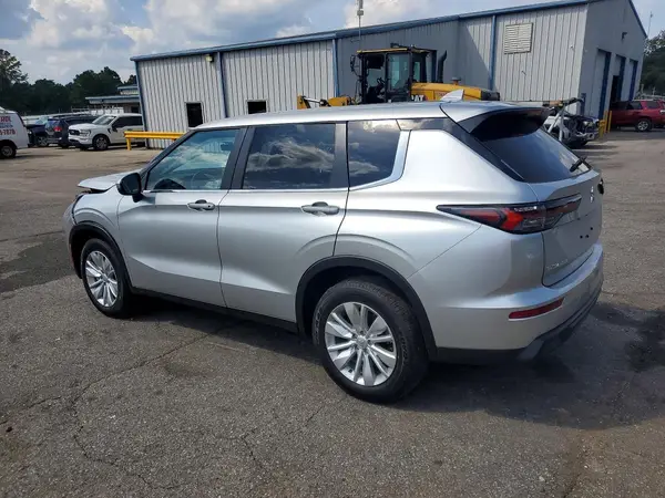 JA4J3UAB9TZ049288 — 2026 Mitsubishi Outlander, фото 2 с аукциона Copart, Передняя часть