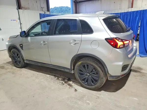 JA4ARUAU2TU022320 — 2026 Mitsubishi Outlander, фото 2 с аукциона Copart 28.09.2026, Передняя часть