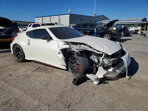 JN1AZ4EH7HM950802 — 2017 Nissan 370Z, фото 4 с аукциона Copart 29.09.2026, Передняя часть