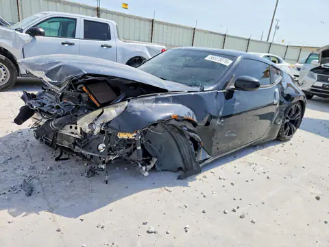 JN1AZ4EH5JM571528 — 2018 Nissan 370Z, Передняя часть (Front End), фото до ремонта