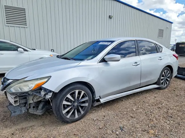 1N4AL3AP2JC208606 — 2018 Nissan Altima 2.5/S/SV/SL/SR, Передняя часть (Front End), фото до ремонта