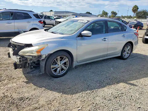 1N4AL3AP3DN580027 — 2013 Nissan Altima, Передняя часть (Front End), фото до ремонта