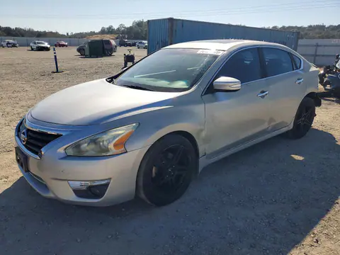 1N4BL3AP0DN497367 — 2013 Nissan Altima, Задняя часть (Rear End), фото до ремонта
